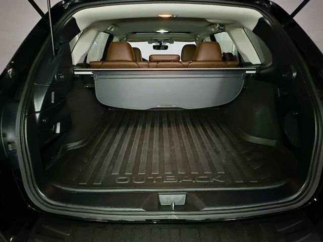 Used 2018 Subaru Outback 3.6R Touring image 36