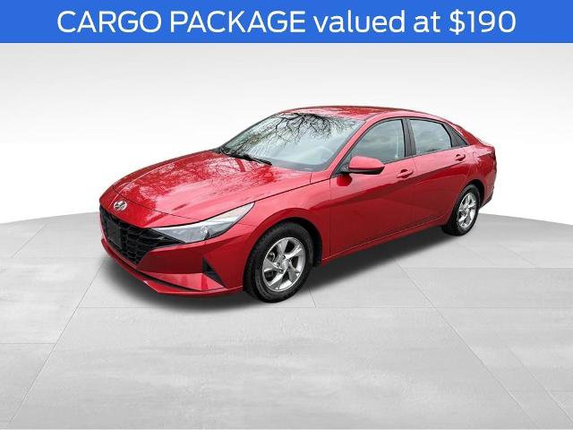 Used 2021 Hyundai Elantra SE w/ Cargo Package FWD image 4