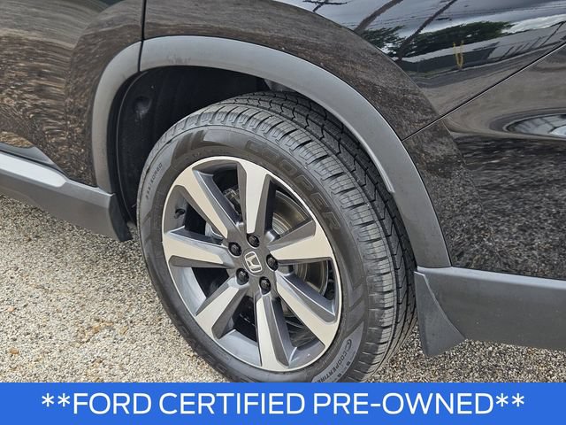 Used 2024 Honda Pilot Touring image 7