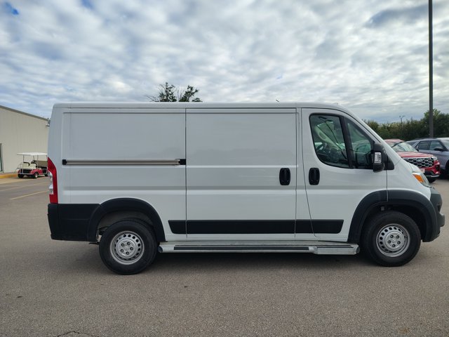 Used 2025 RAM ProMaster 2500 w/ U-Haul Equipment Group FWD image 7