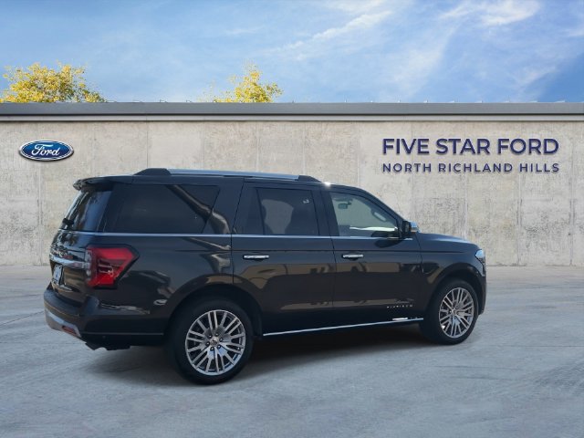 Certified 2024 Ford Expedition Platinum RWD image 9