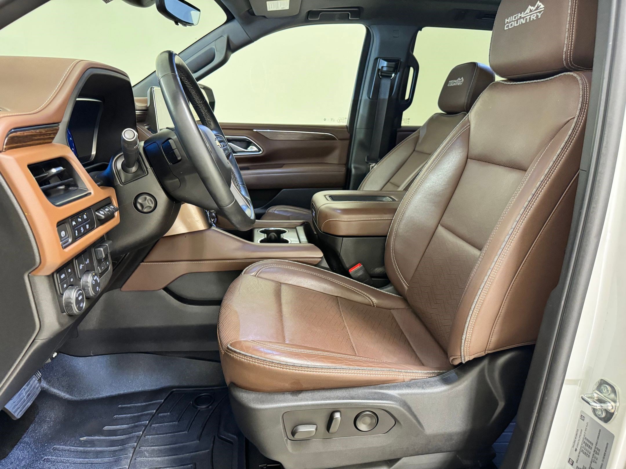 Used 2023 Chevrolet Tahoe High Country image 8