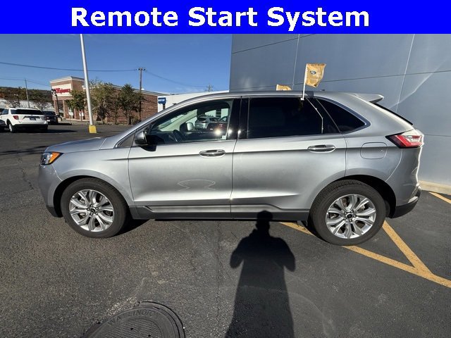 Certified 2024 Ford Edge Titanium image 3