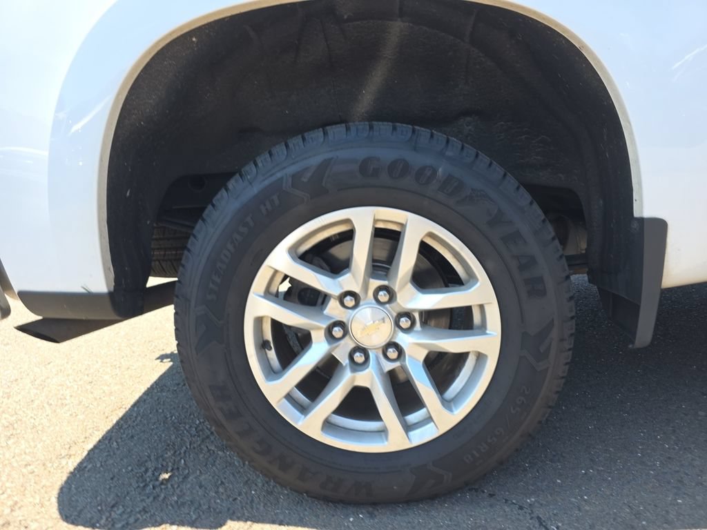 Used 2021 Chevrolet Silverado 1500 LT w/ LPO, Liner Protection Package AWD/4WD image 11