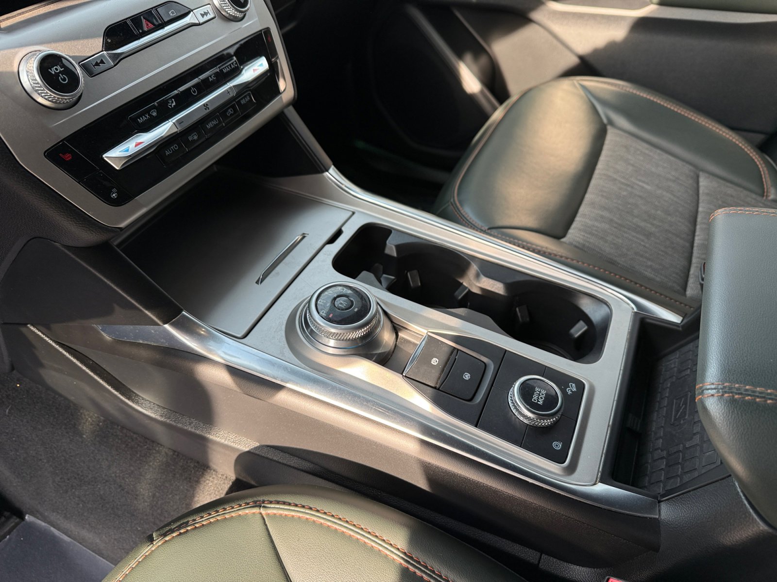 Certified 2022 Ford Explorer Timberline w/ Timberline Technology Package image 13