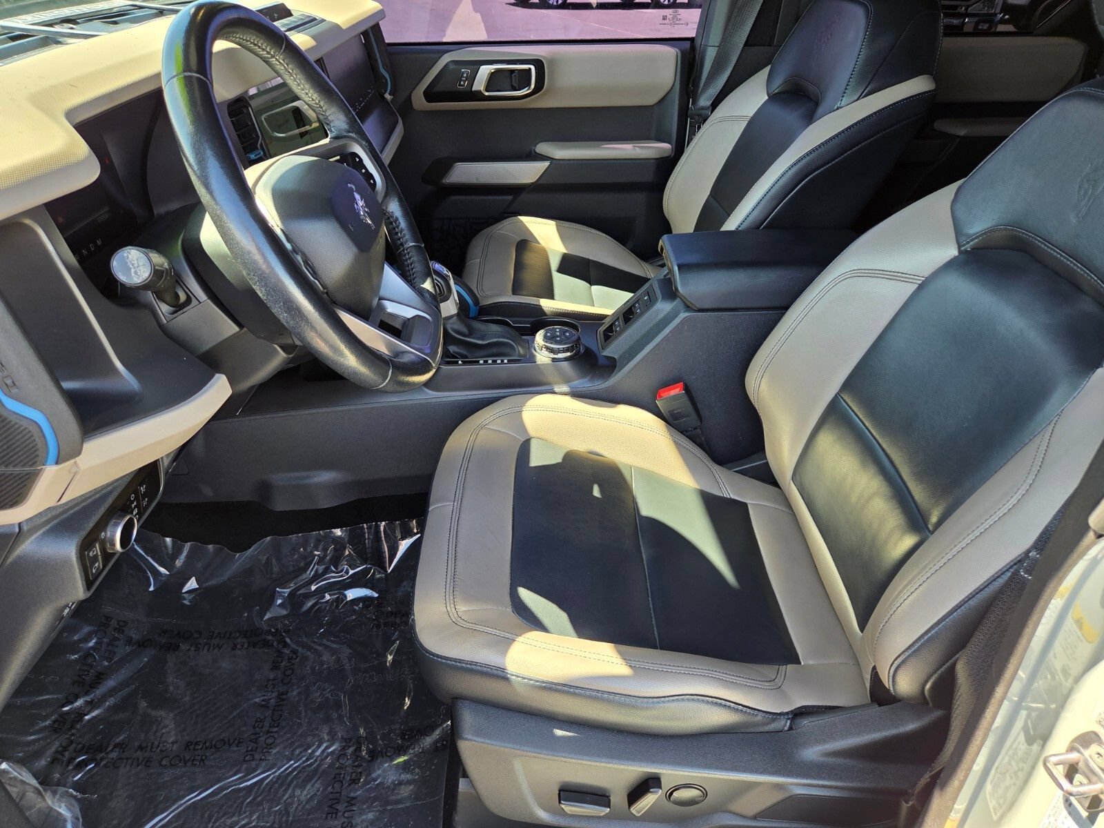 Certified 2023 Ford Bronco Wildtrak AWD/4WD image 10