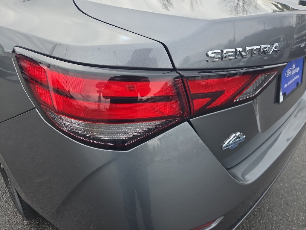 Used 2023 Nissan Sentra SV FWD image 6