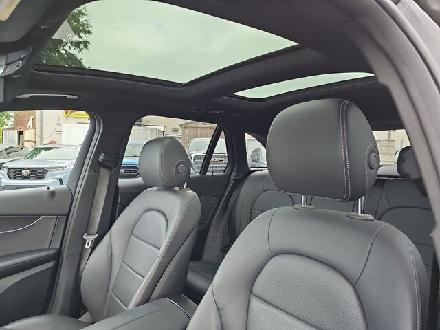 Used 2022 Mercedes-Benz GLC 300 image 29