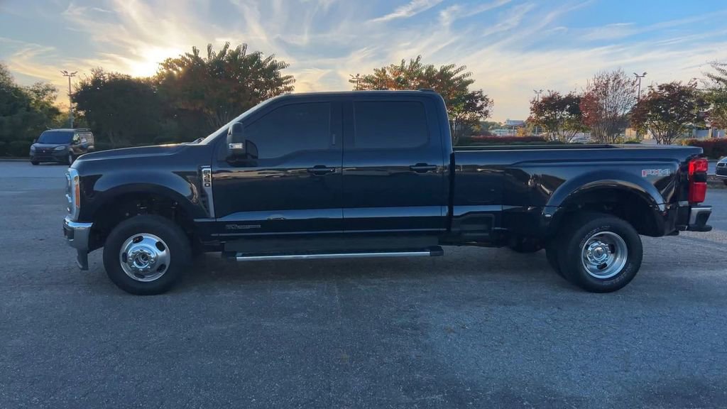 Certified 2023 Ford F350 Lariat image 34
