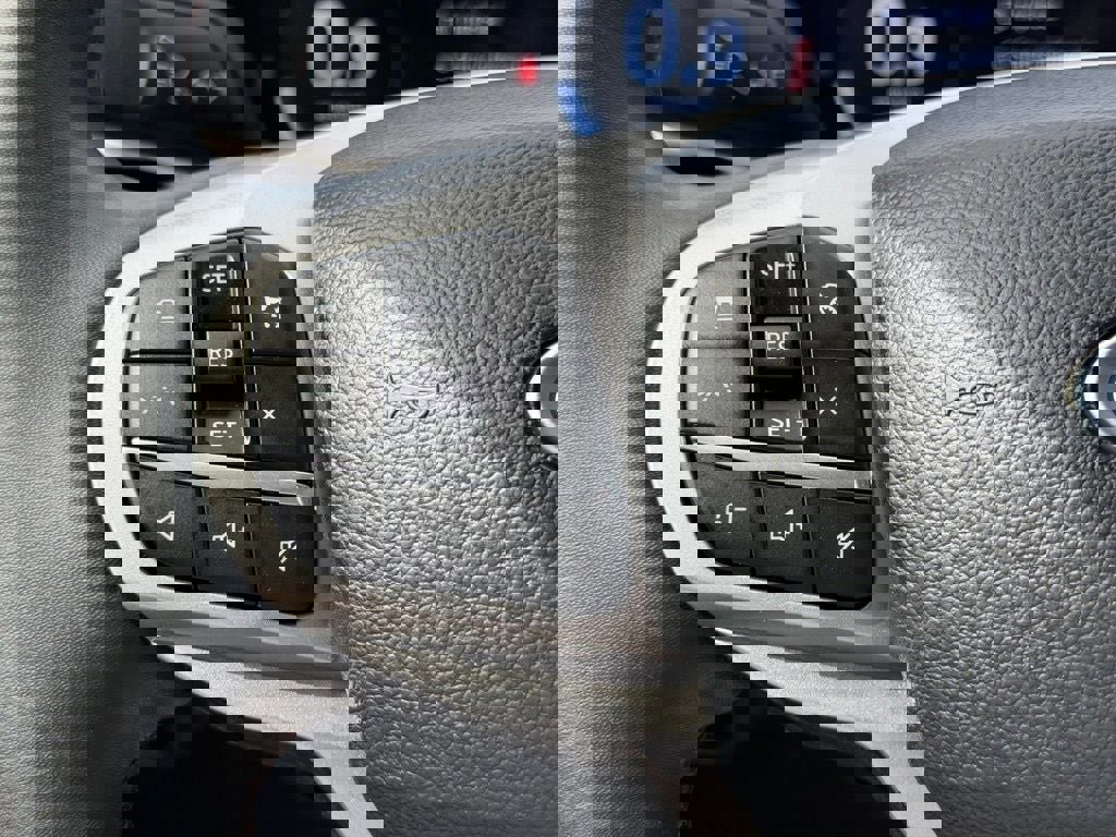 Certified 2025 Ford Explorer Active w/ Active Comfort Package image 35