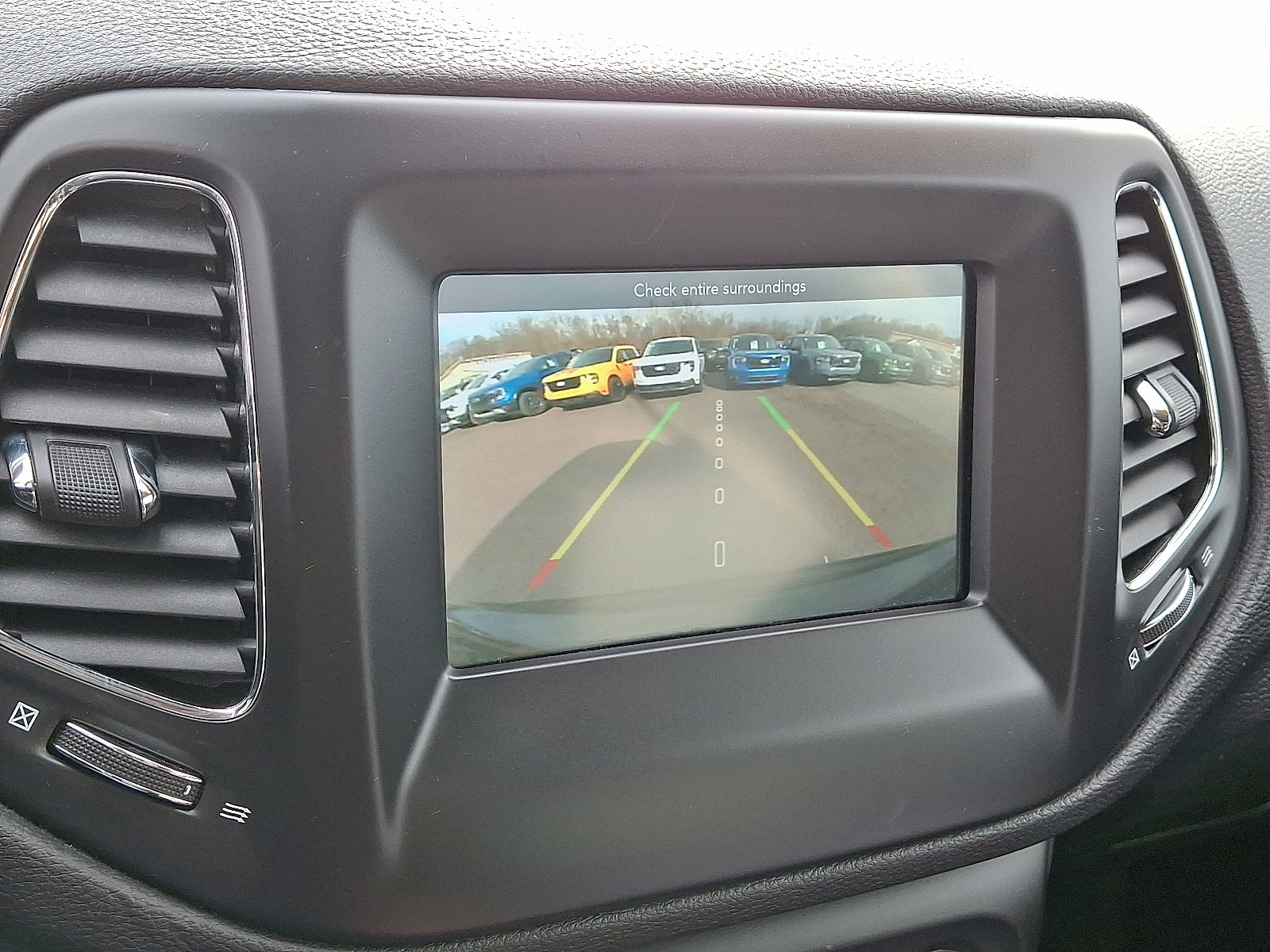 Used 2020 Jeep Compass Latitude image 24