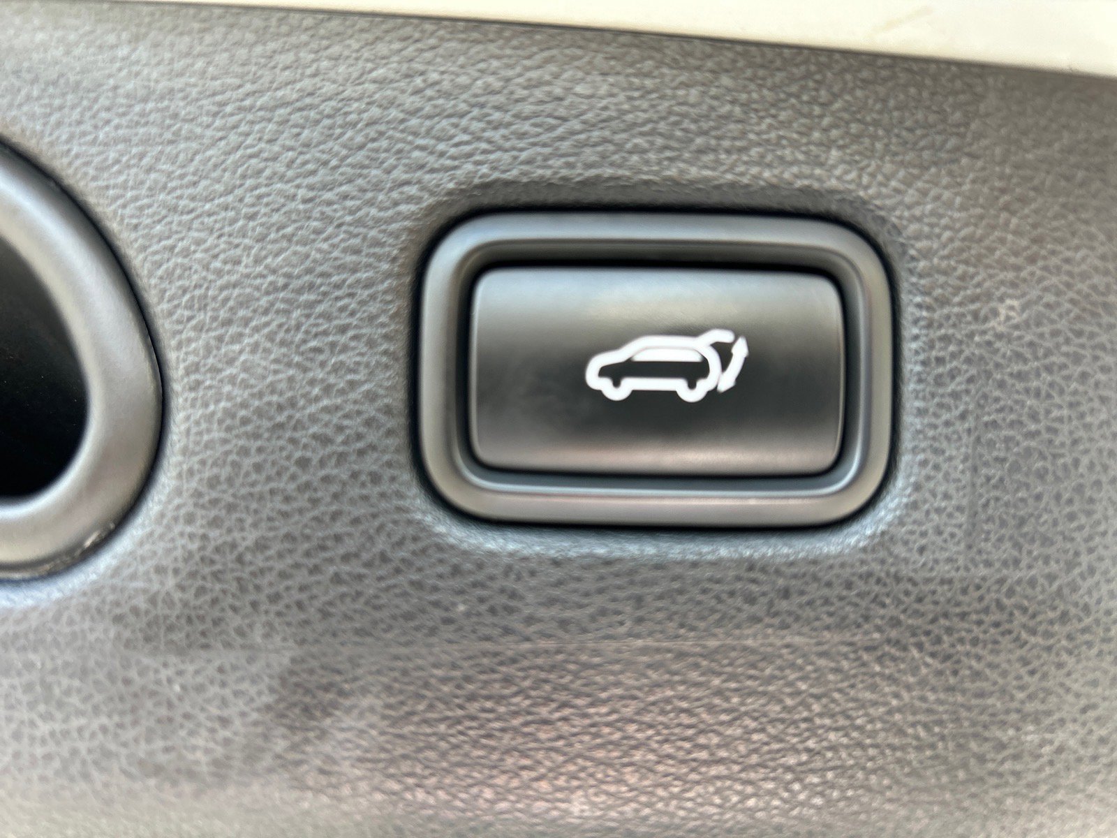Used 2017 Hyundai Tucson Sport w/ Cargo Package AWD/4WD image 15