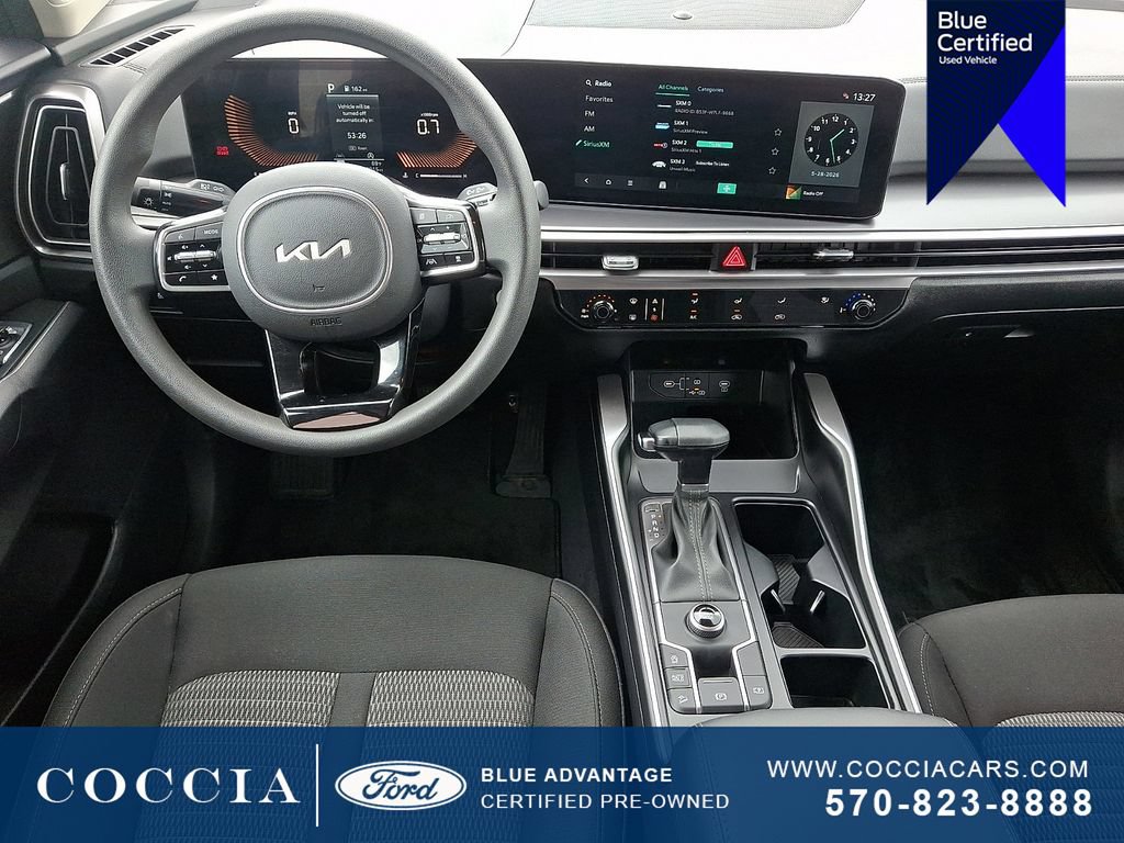 Used 2025 Kia Sorento LX FWD image 12