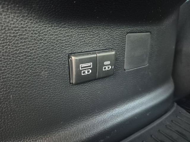 Used 2024 Toyota Tundra SR5 w/ SR5 Convenience Package AWD/4WD image 13