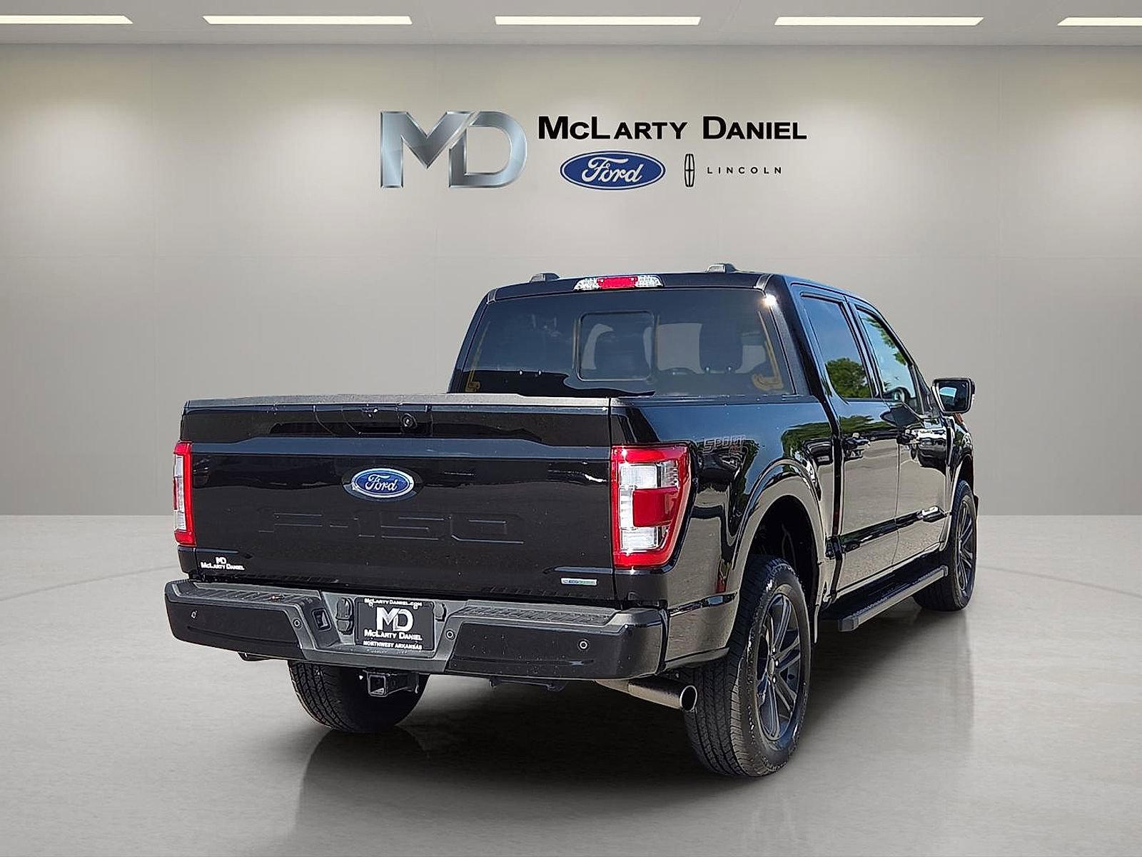 Certified 2023 Ford F150 Lariat AWD/4WD image 5