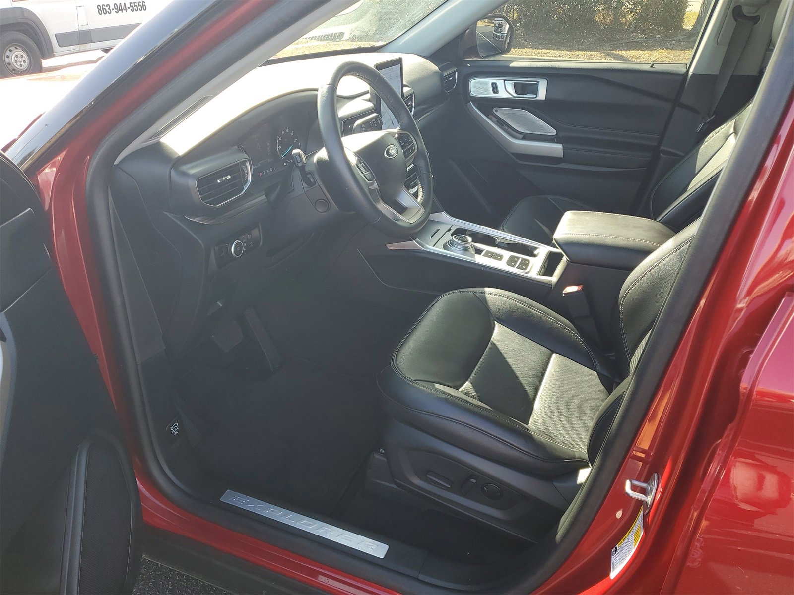 Certified 2024 Ford Explorer Limited w/ Limited Technology Package image 17