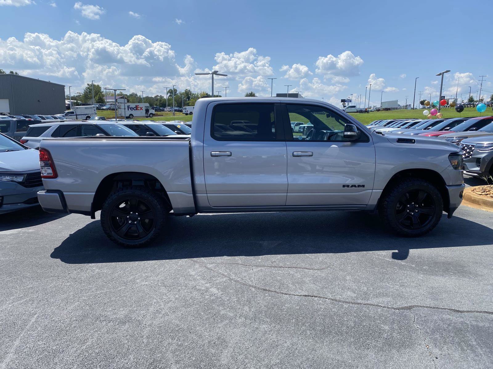 Used 2022 RAM 1500 Big Horn AWD/4WD image 8