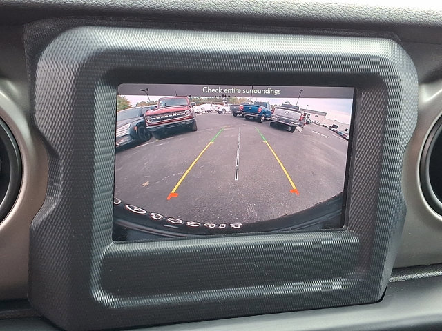 Used 2020 Jeep Wrangler Unlimited Sport image 17