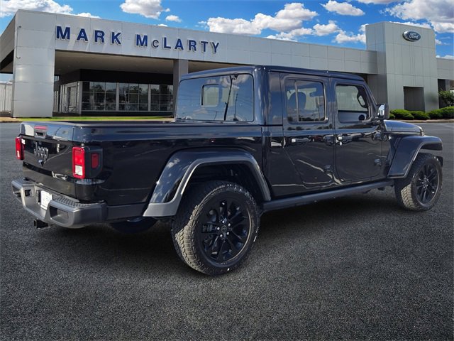 Used 2025 Jeep Gladiator Sport image 5