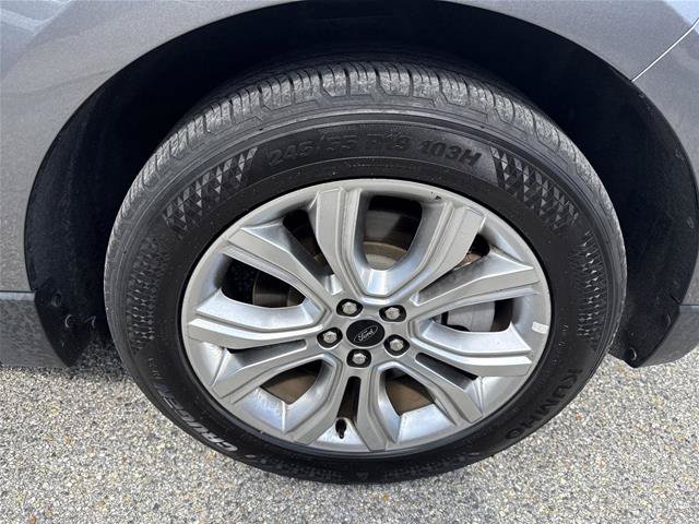 Certified 2024 Ford Edge Titanium AWD/4WD image 17
