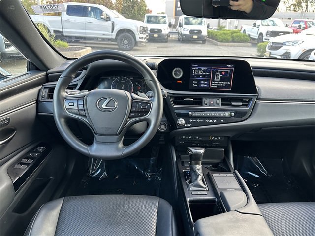 Used 2022 Lexus ES 350 w/ Premium Package image 14