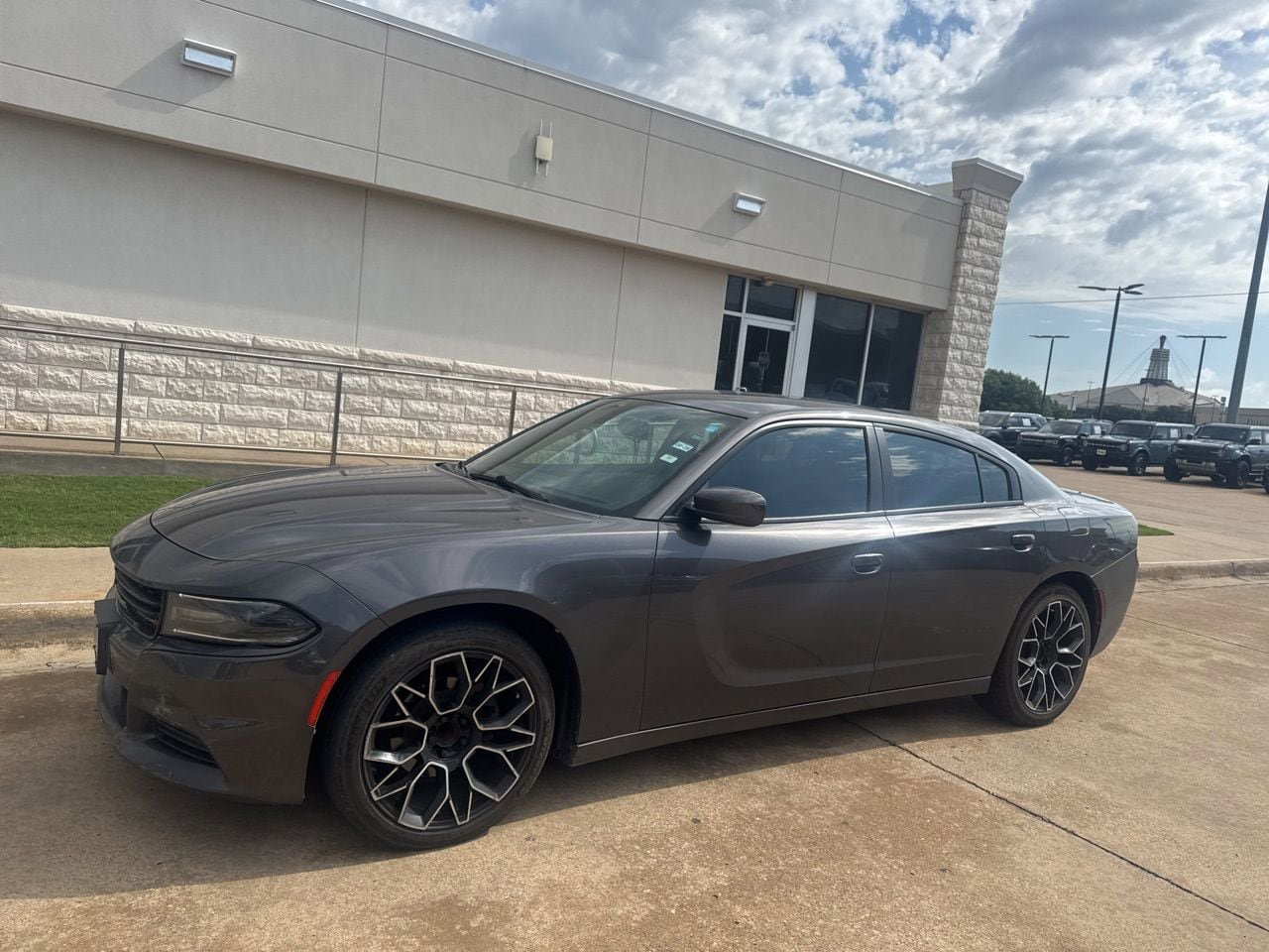 Used 2019 Dodge Charger SXT