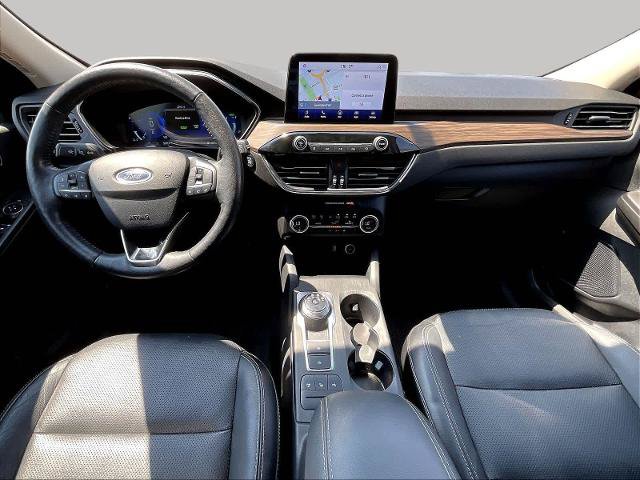 Certified 2020 Ford Escape Titanium AWD/4WD image 9