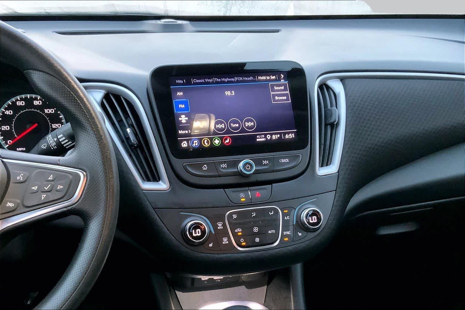 Used 2024 Chevrolet Malibu LT FWD image 7