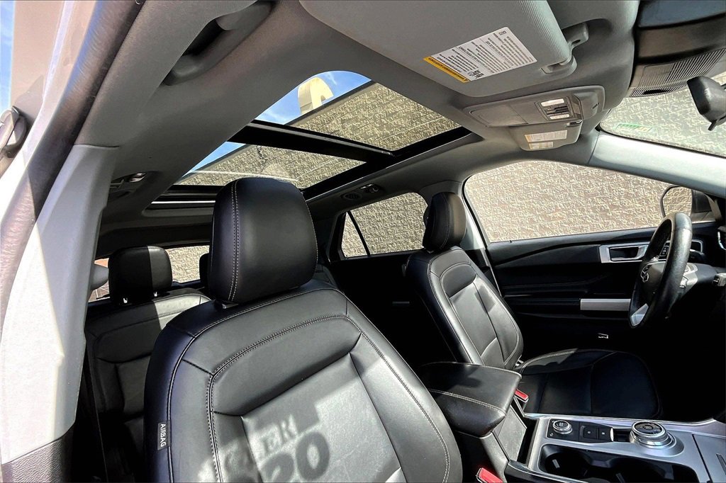 Certified 2022 Ford Explorer XLT w/ Equipment Group 202A image 21