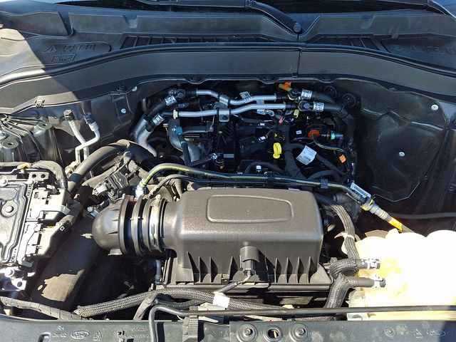 Certified 2021 Ford Explorer XLT w/ Equipment Group 202A AWD/4WD image 28