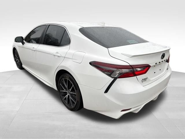 Used 2023 Toyota Camry SE w/ Convenience Package image 6