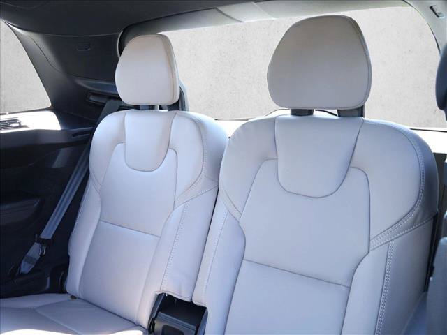 Used 2025 Volvo XC90 B5 Ultra w/ Protection Package Premier AWD/4WD image 25