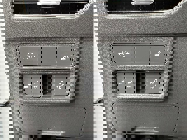 Used 2020 Hyundai Sonata SEL w/ Premium Package image 26