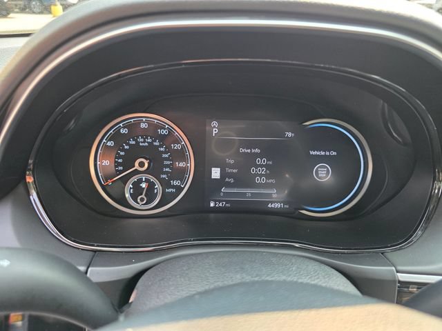 Used 2025 Genesis GV70 2.5T AWD/4WD image 19