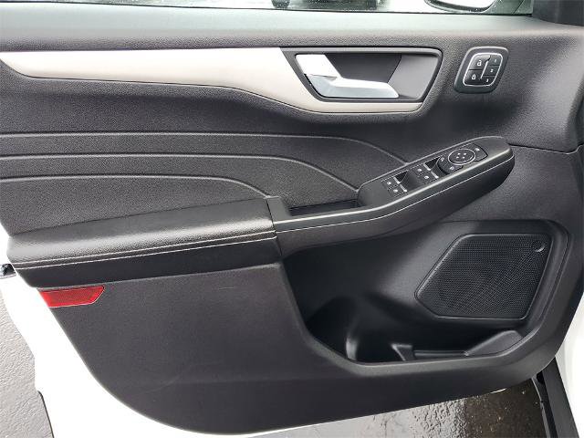 Certified 2022 Ford Escape SEL w/ Technology Package image 19