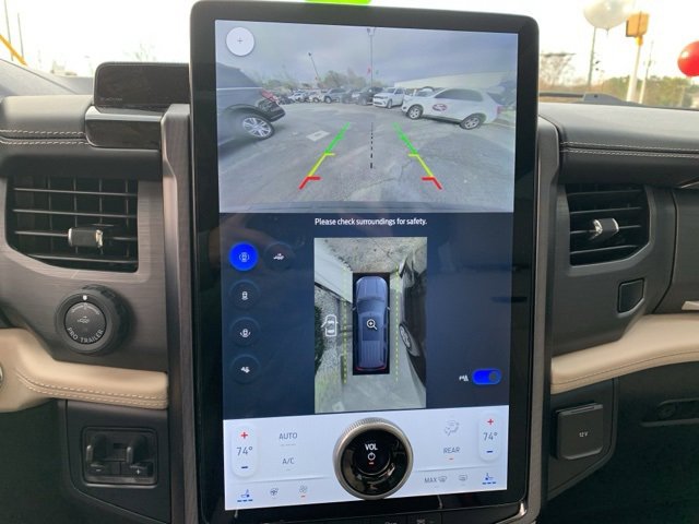 Certified 2024 Ford Expedition Max Platinum image 17