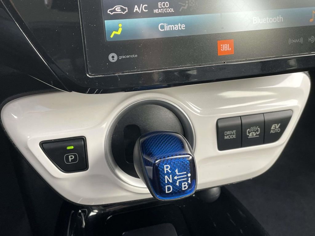 Used 2018 Toyota Prius Prime Advanced image 26