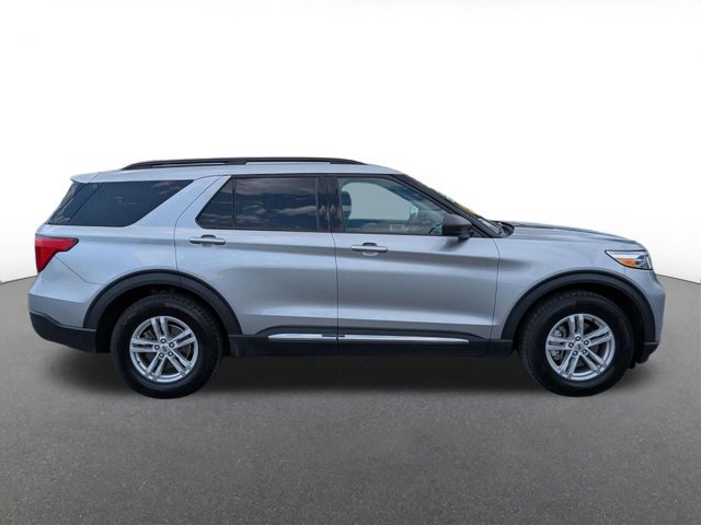 Certified 2023 Ford Explorer XLT AWD/4WD image 2