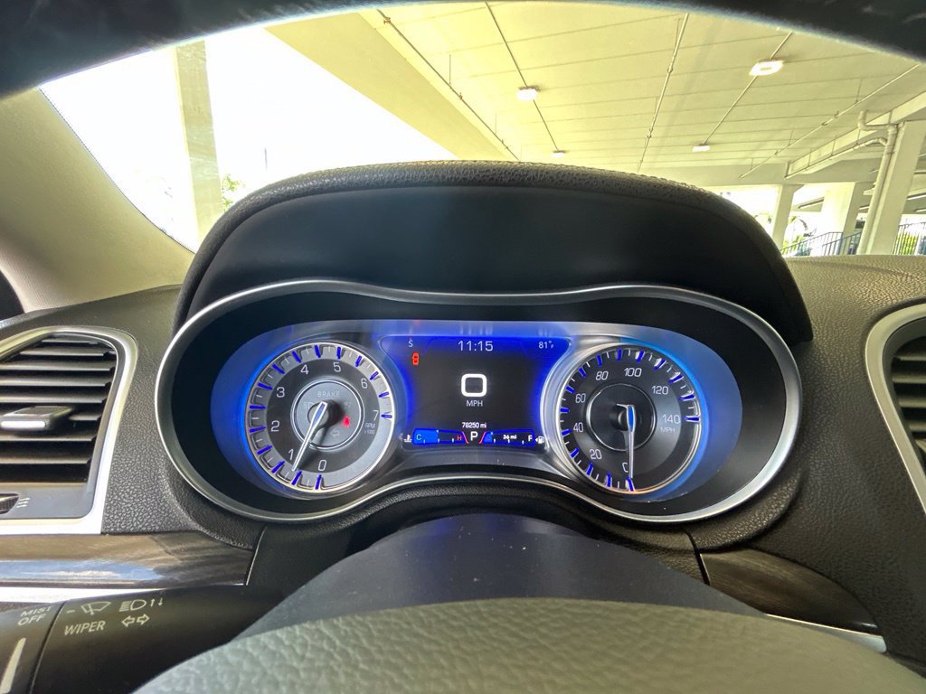 Used 2021 Chrysler 300 Touring w/ Sport Appearance Package RWD image 37