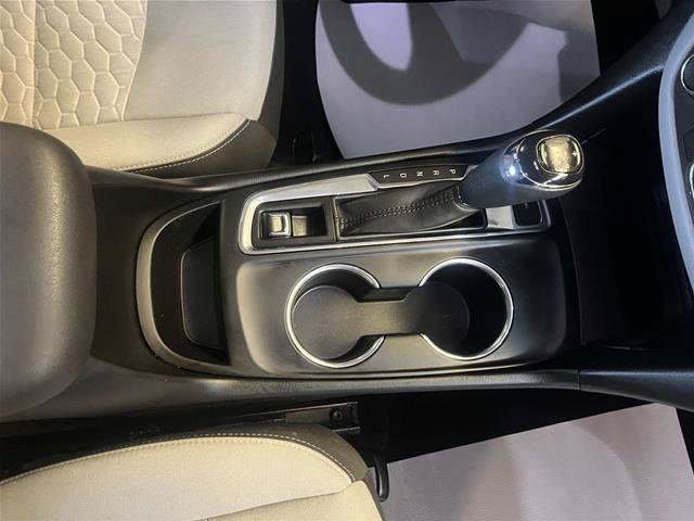 Used 2019 Chevrolet Equinox LS AWD/4WD image 21