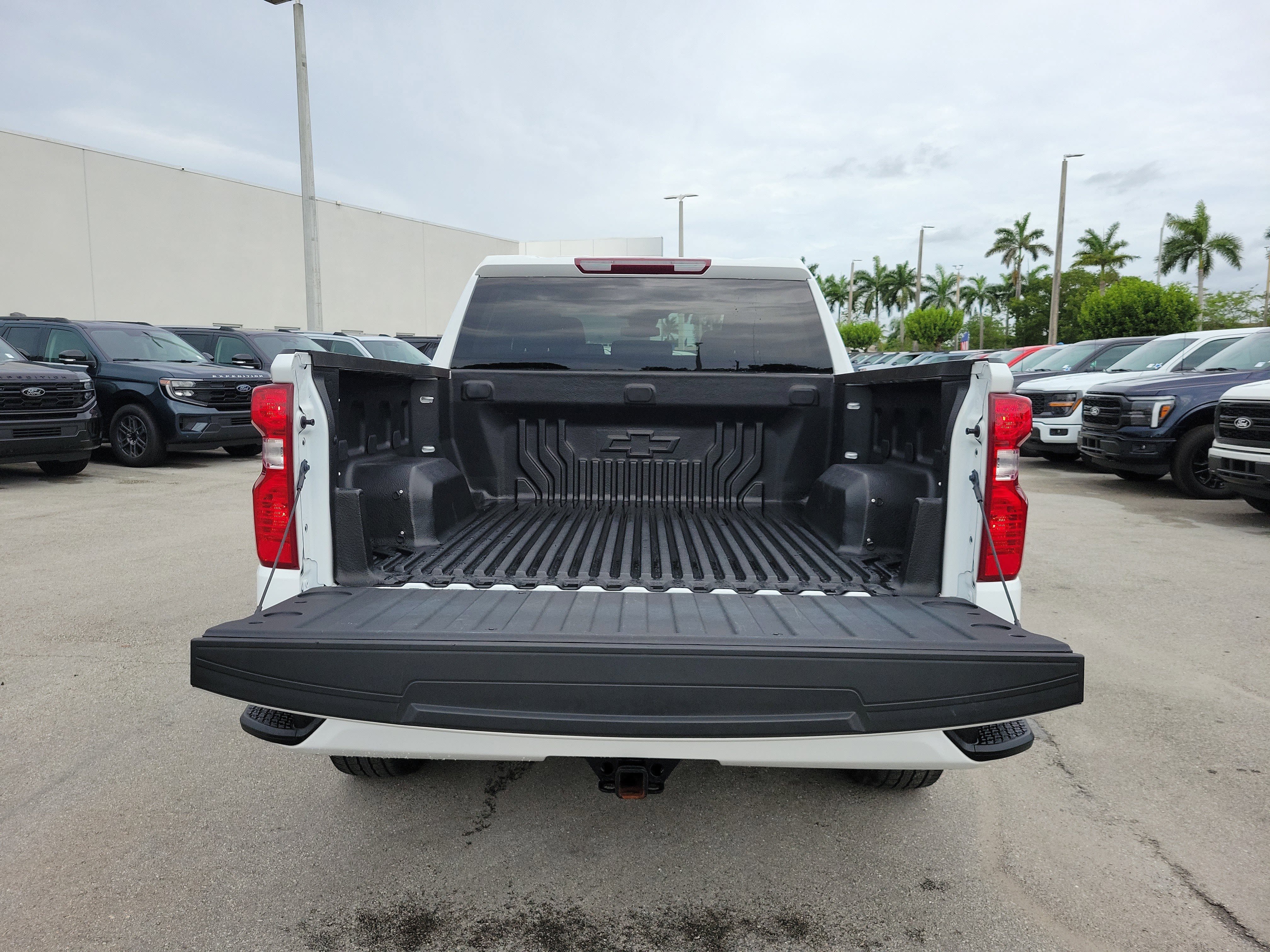Used 2022 Chevrolet Silverado 1500 Custom RWD image 29