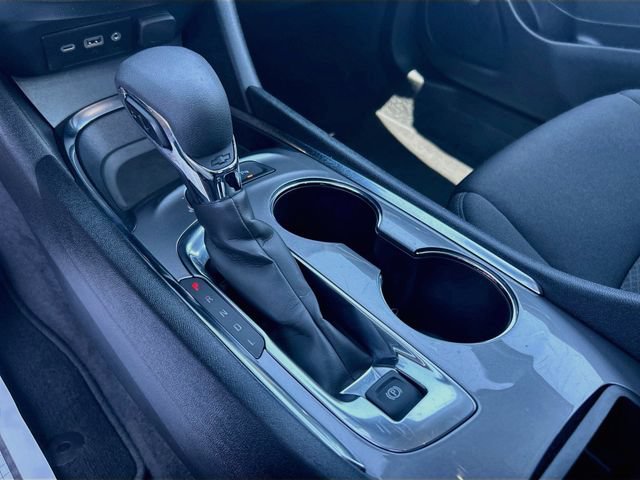 Used 2024 Chevrolet Malibu LT FWD image 22
