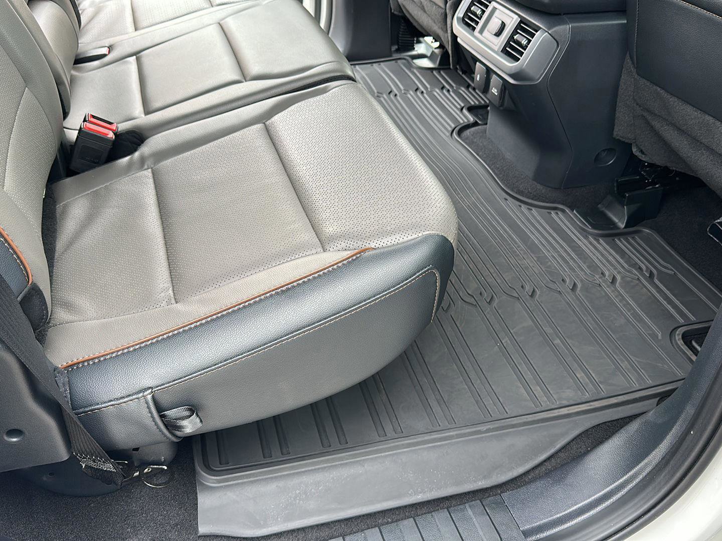 Certified 2024 Ford F150 Lariat w/ Bed Utility Package image 25