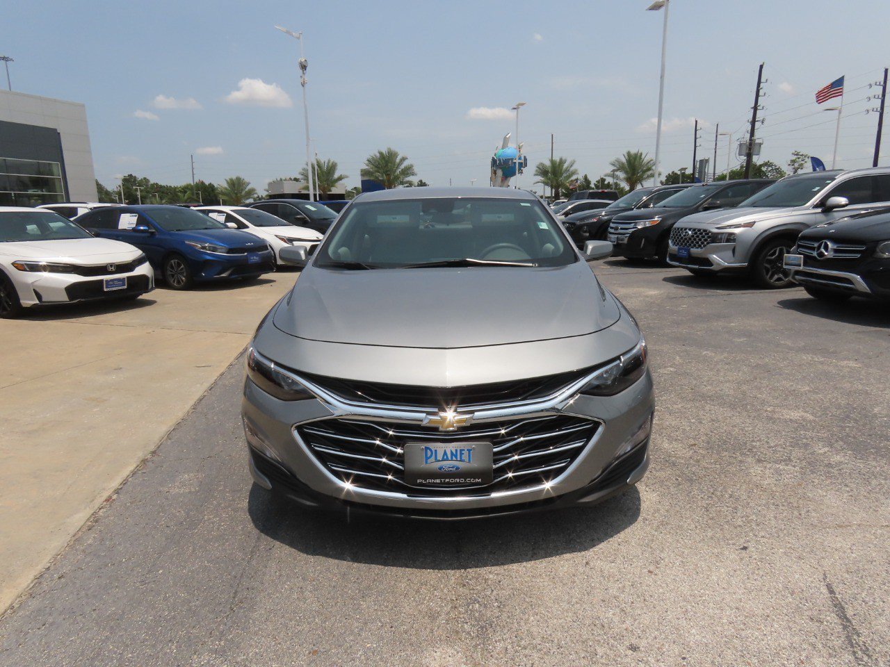 Used 2025 Chevrolet Malibu LT FWD image 5
