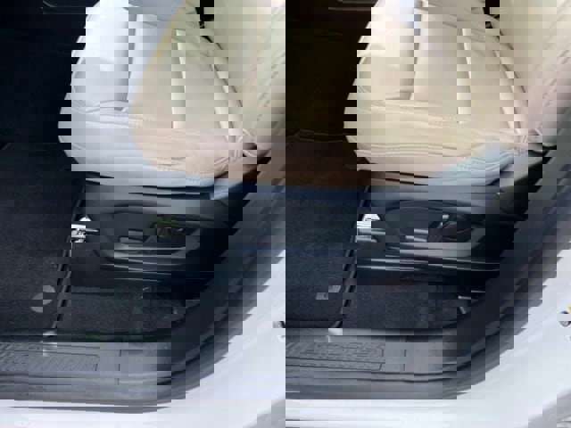 Certified 2023 Ford Explorer XLT w/ Equipment Group 202A image 10