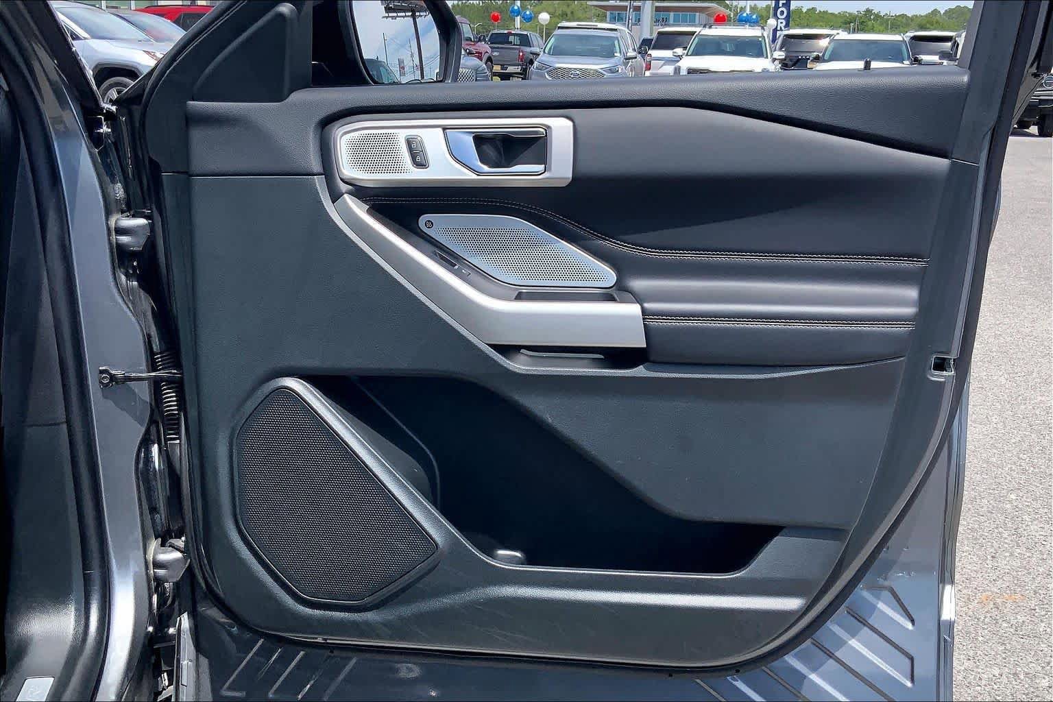 Certified 2024 Ford Explorer Limited w/ Limited Technology Package RWD image 22