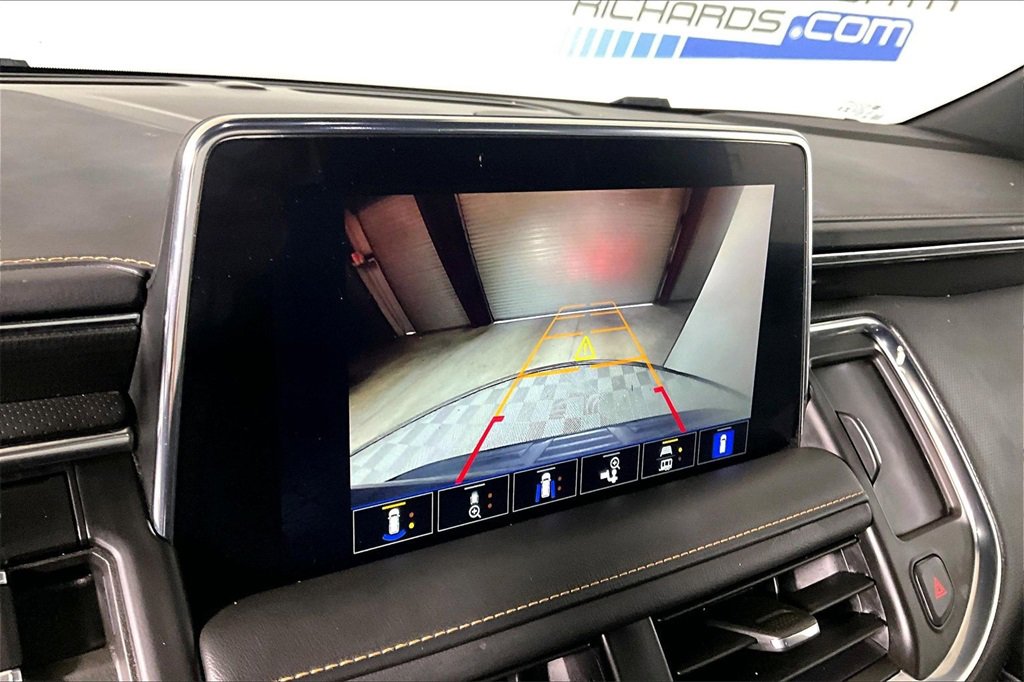 Used 2023 GMC Yukon AT4 w/ AT4 Premium Plus Package image 17