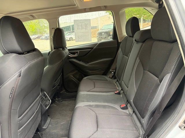 Used 2019 Subaru Forester Premium AWD/4WD image 19