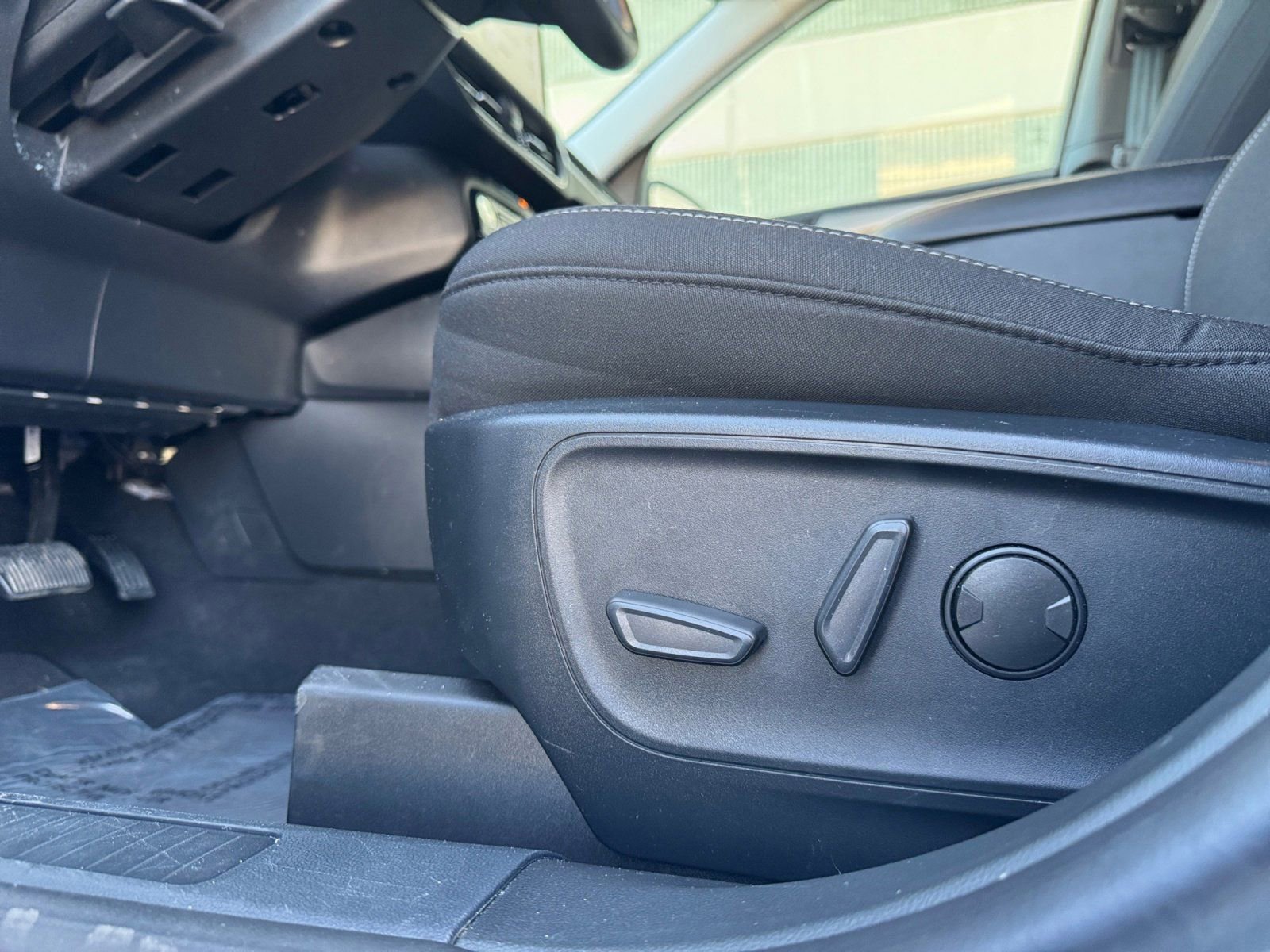 Certified 2024 Ford Escape Active w/ Tech Pack #1 image 19