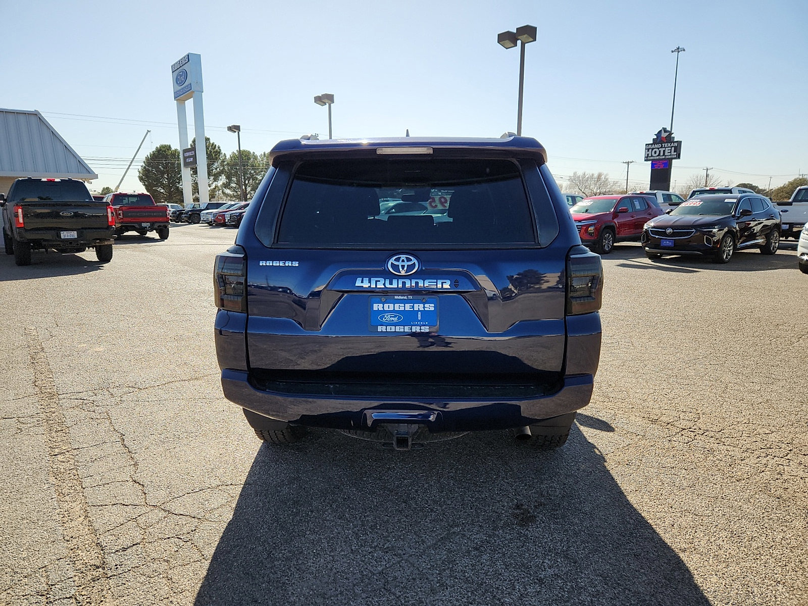 Used 2023 Toyota 4Runner SR5 image 4